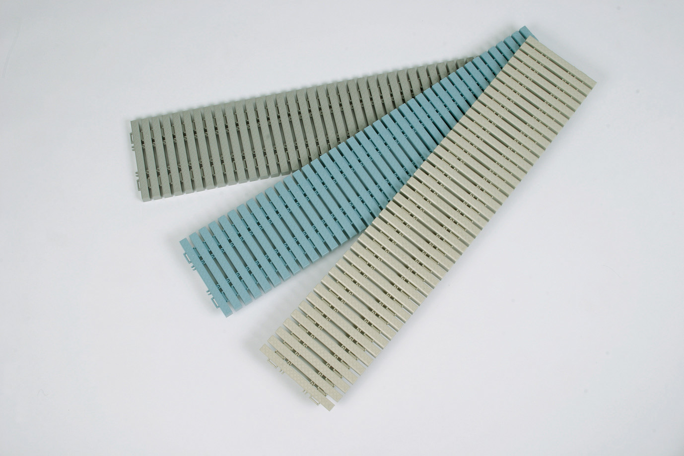 ロ-ルグレ-チング RG-S240 ベ-ジュ｜製品詳細｜リスのプラスチックグループ