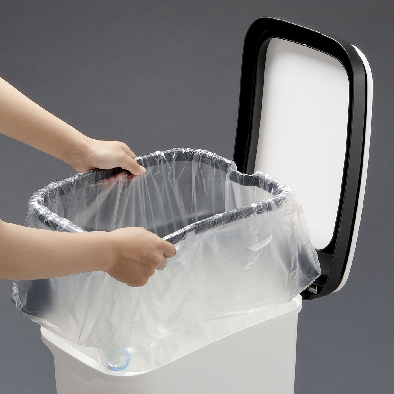 スムース ペダルダストボックス 31｜製品詳細｜リスのプラスチックグループ